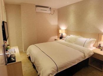 Mango Hotel Chongqing Exterior photo